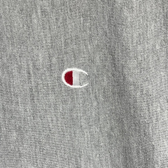 Champion Reverse Weave Crewneck Sweatshirt - Heather Grey - Size Medium - Picture 7 of 9